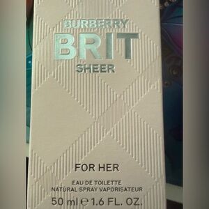 Burberry Brit Sheer Eau de Toilette - White and Silver